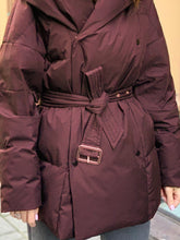 Load image into Gallery viewer, Cotton Jacket with Belt
