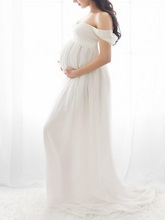 Load image into Gallery viewer, Heart-shaped Neckline Short-Sleeved Maternity Dress
