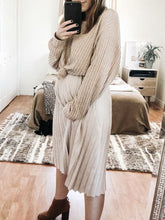 Load image into Gallery viewer, Casual Fall/winter Loose Tops And Skirt Maternity' Suit
