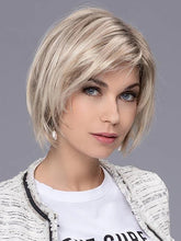 Load image into Gallery viewer, Golden Temperament Fashion Short Straight Chemical Fiber Wig
